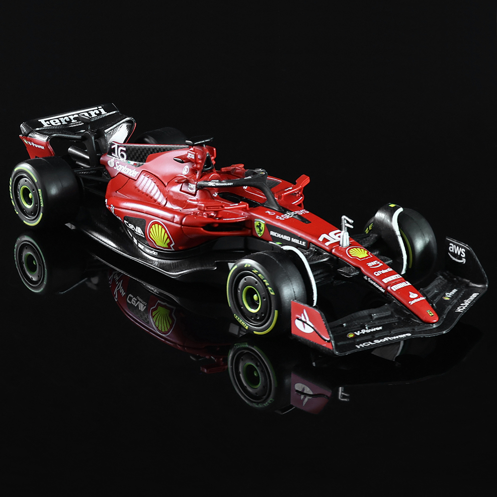 Bburago 1:43 baru 2023 F1 Scud - Model Kit Ferrari ulasan dan harga